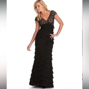 Adrianna Papell - Lace V-Neck Chiffon Dress